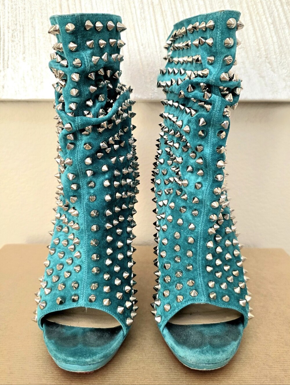 Christian Louboutin Aqua Suede Silver Spiked Open Toe Ankle Boots Size 38 US 7-9 - Picture 8 of 14